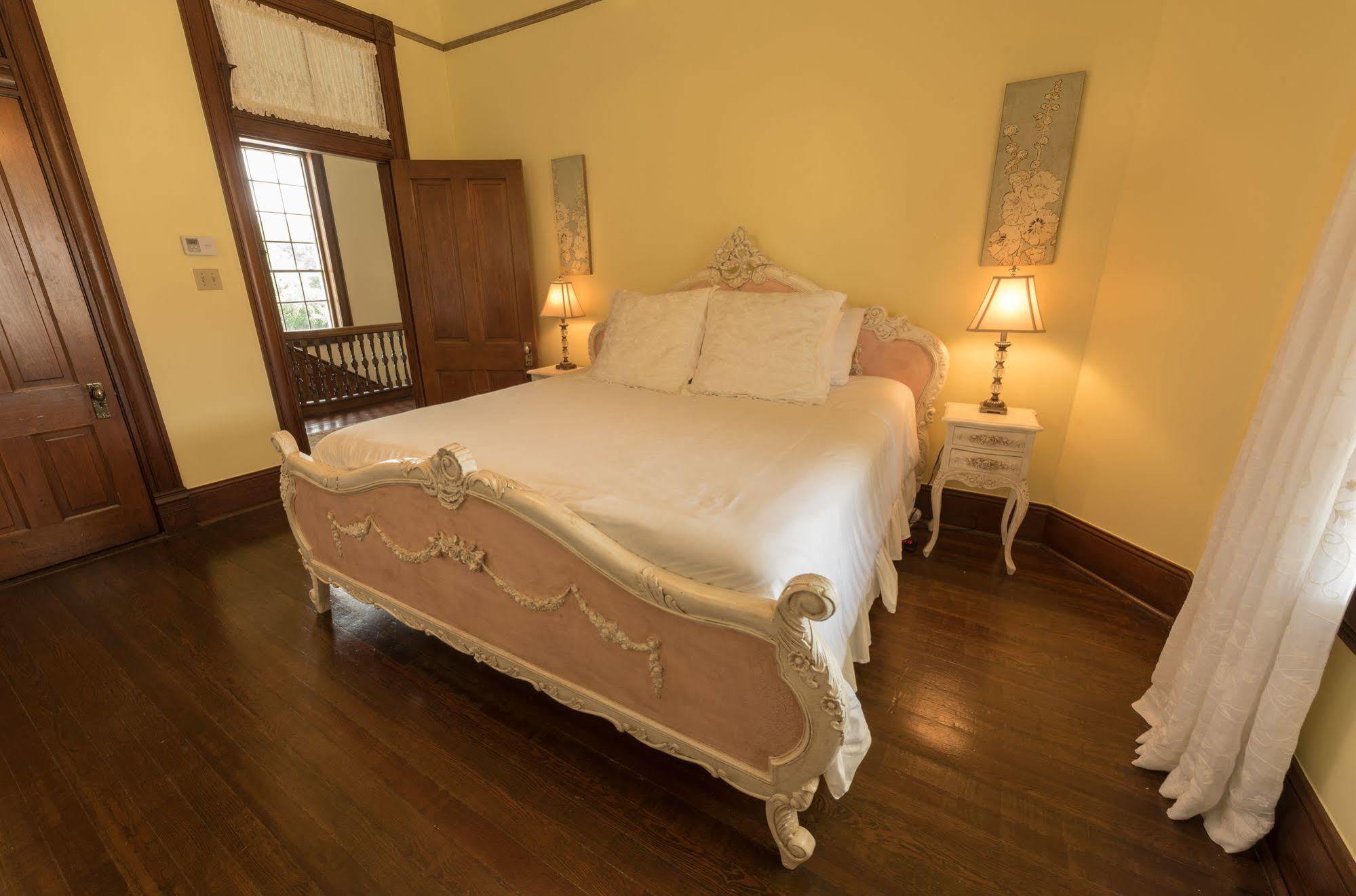 Mosheim Mansion Bed and Breakfast Seguin Eksteriør billede
